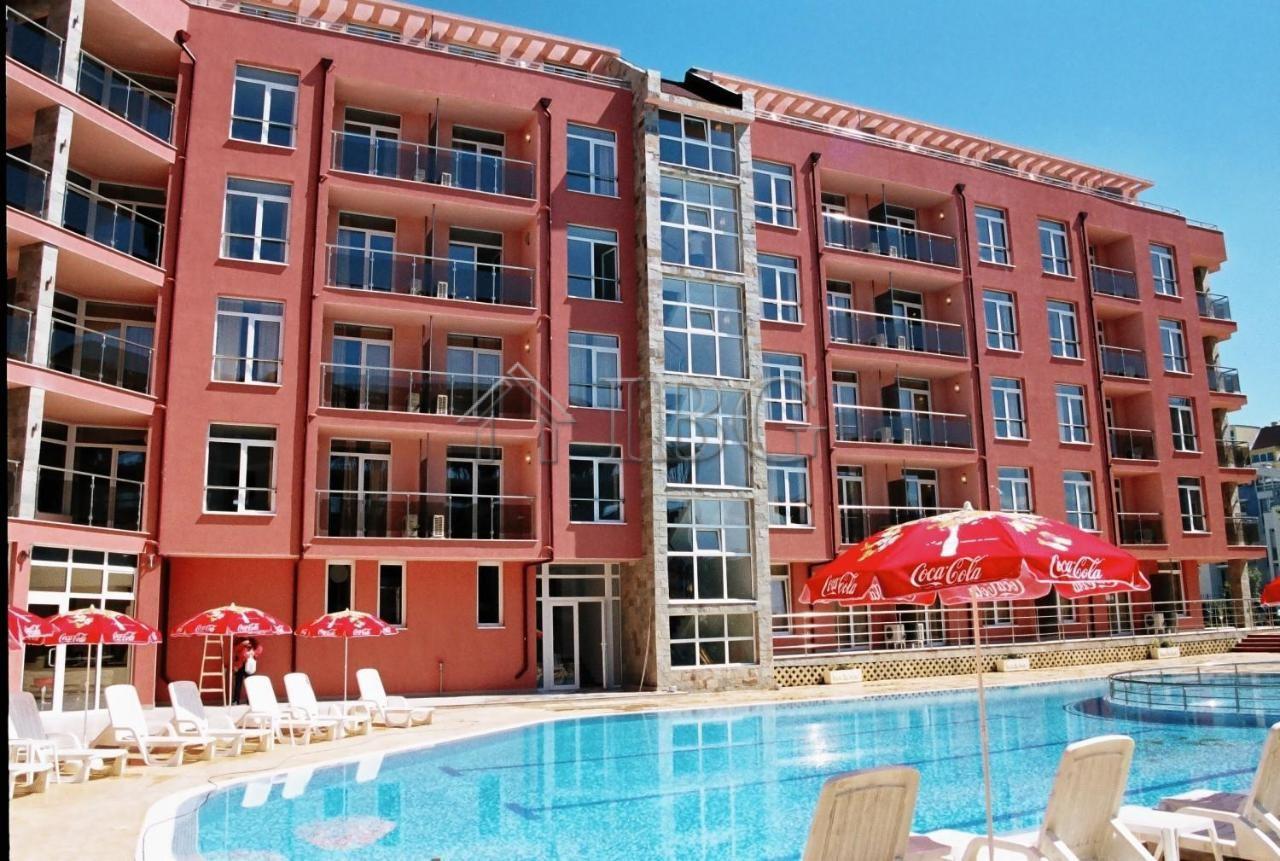 Spacious studio with balcony in Rainbow 2, Sunny Beach — photo 9 of 13