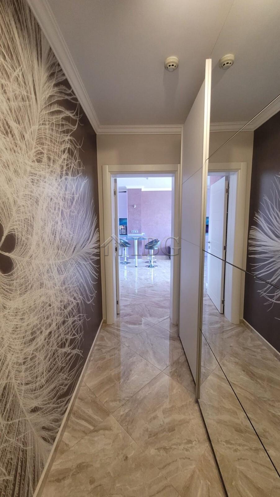 Luxury Apartment with 3 rooms View to pool and sea Villa Florence, Sveti Vlas — photo 23 of 25