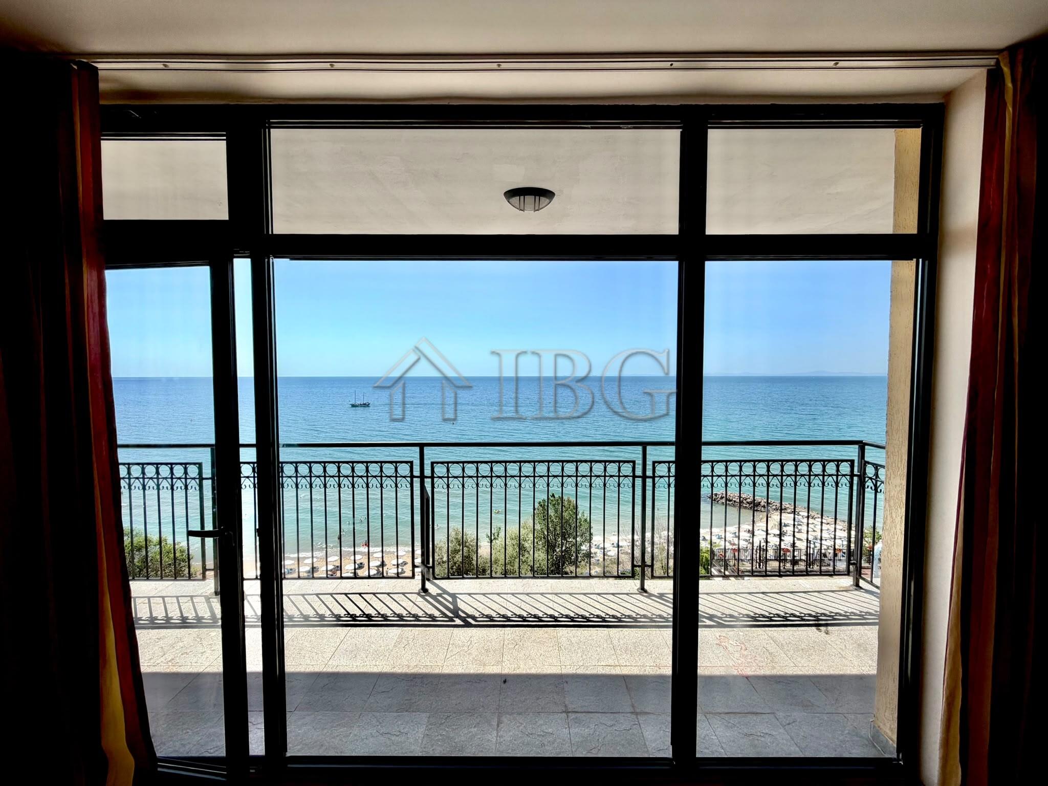 Frontal Sea view, 1st Line - One bedroom apartment, Tiva Del Mar, Sveti Vlas — photo 3