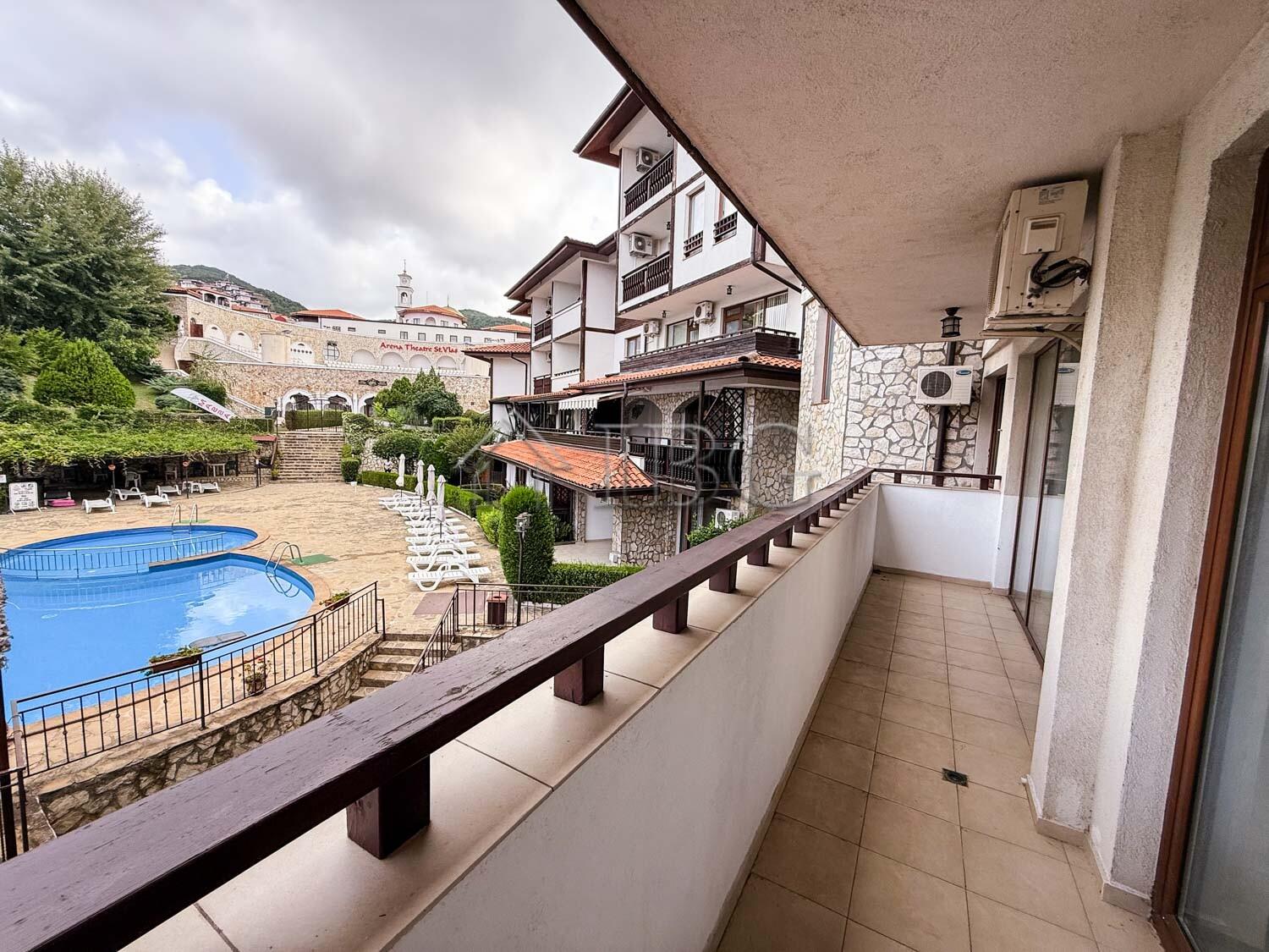 Furnished One-Bedroom Apartment Arena 1, Sveti Vlas - First Line to the Sea — photo 3
