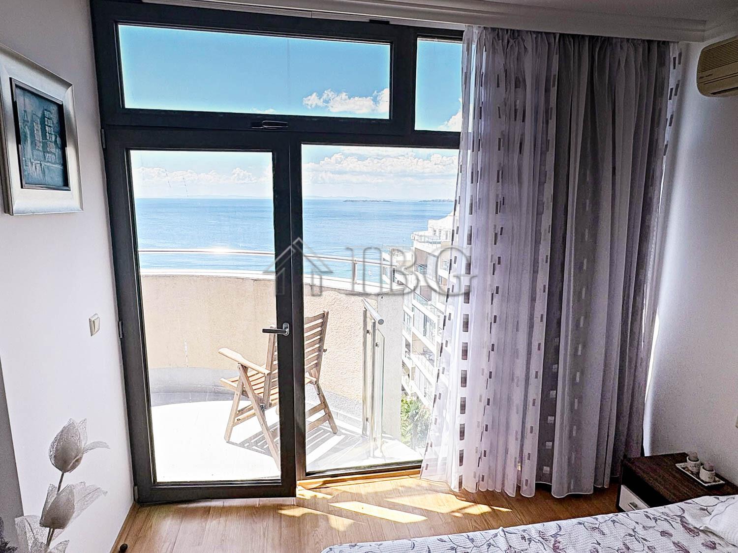 Apartment with 1 Bedroom and Panoramic Sea View in Dolce Vita 2, Sveti Vlas — photo 10 of 25