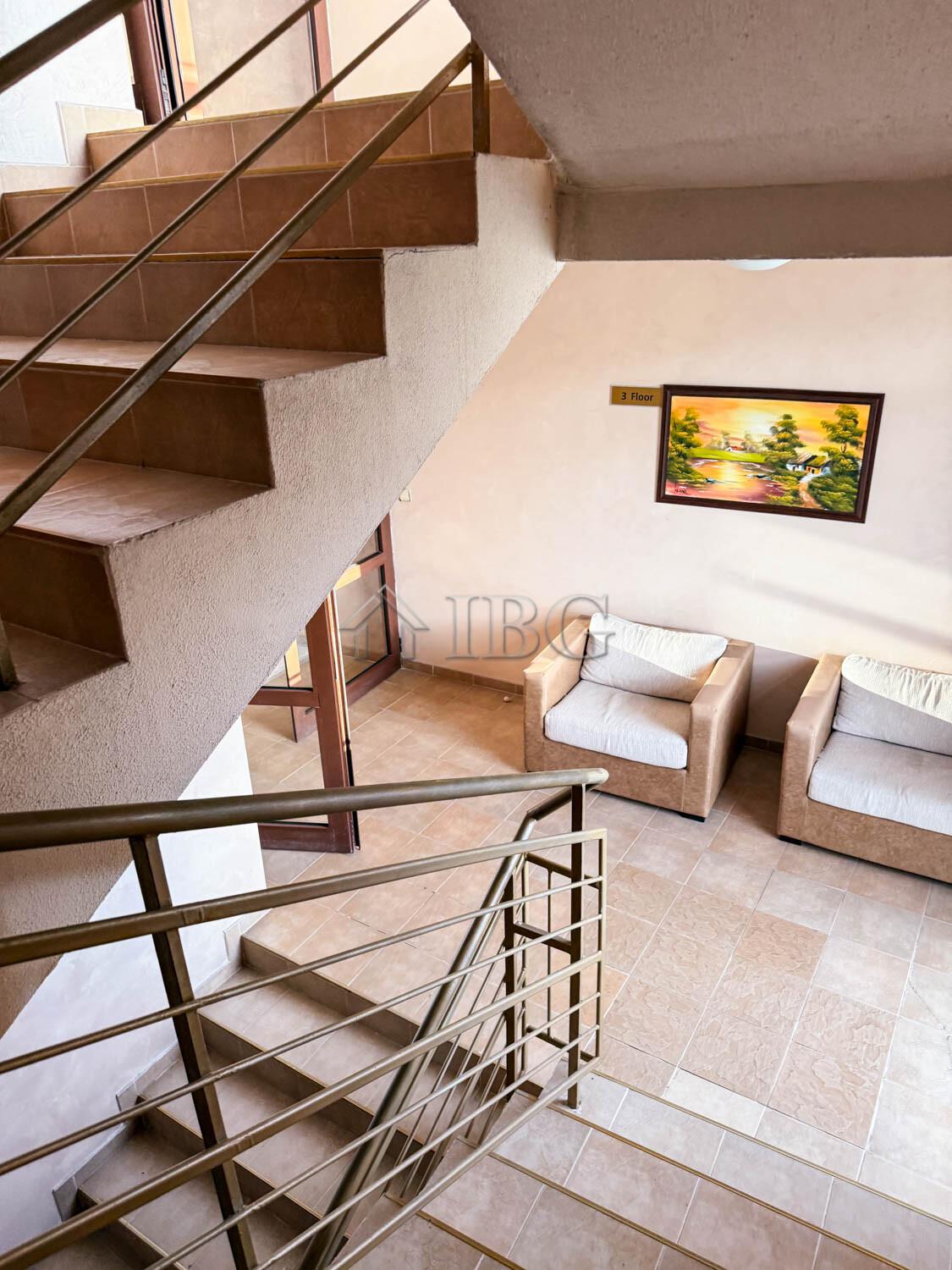 Spacious Studio with Partial Sea View in Grenada Complex, Sunny Beach — photo 22 of 25