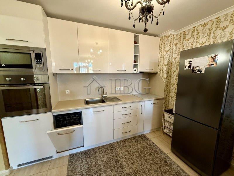 First Line to the Sea! One-Bedroom Apartment Arena 1, Sveti Vlas — photo 16 of 25