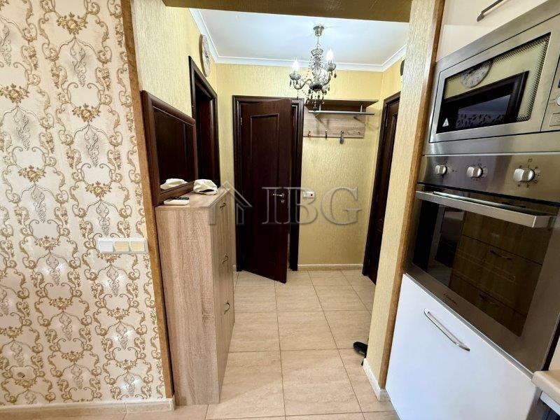 First Line to the Sea! One-Bedroom Apartment Arena 1, Sveti Vlas — photo 17 of 25