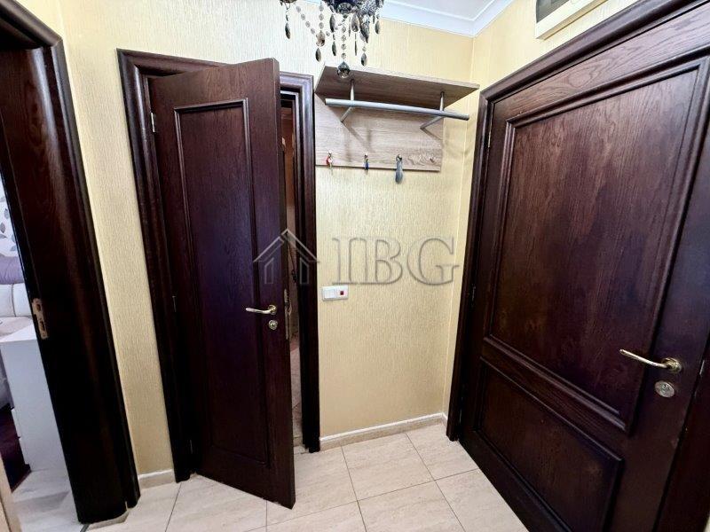 First Line to the Sea! One-Bedroom Apartment Arena 1, Sveti Vlas — photo 18 of 25