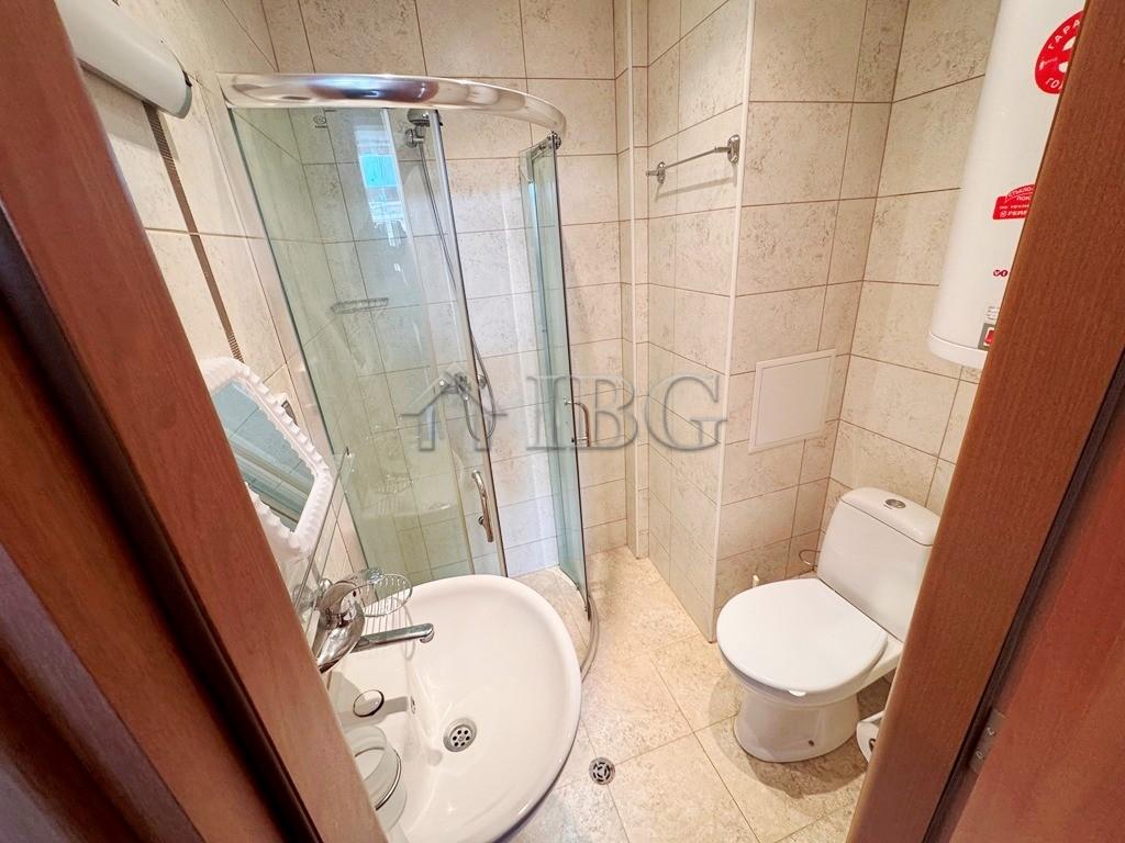 Furnished 1-Bedroom Apartment with Pool View in Dawn Park, Sunny Beach — photo 13 of 14