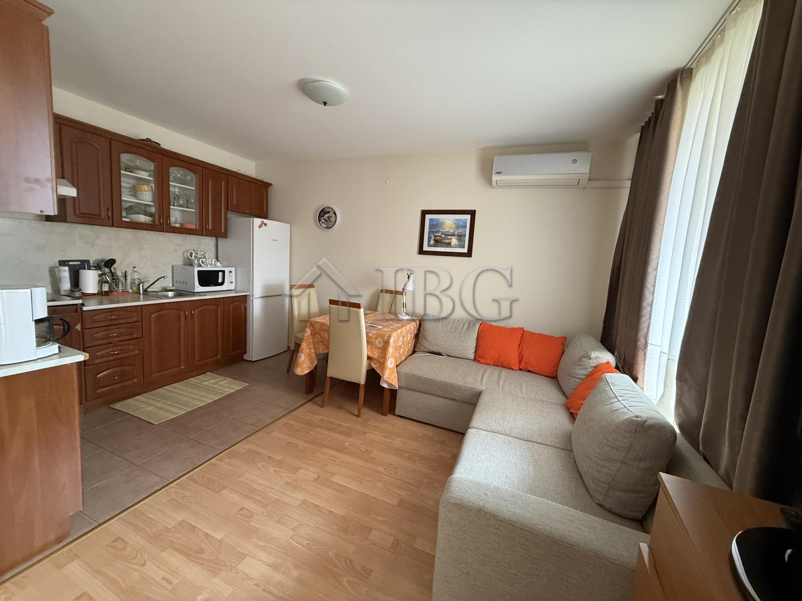 Furnished 1-Bedroom Apartment in Nessebar Fort Club, Sunny Beach — photo 8 of 20
