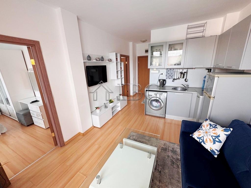 Furnished 2-Bedroom Apartment with Pool View in Sunny Day 6, Near Sunny Beach — photo 10 of 19