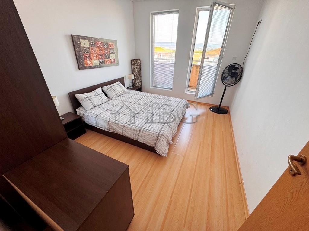 Furnished 2-Bedroom Apartment with Pool View in Sunny Day 6, Near Sunny Beach — photo 15 of 19