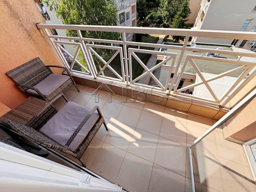 Furnished 2-Bedroom Apartment with Pool View in Sunny Day 6, Near Sunny Beach — photo 11 of 19