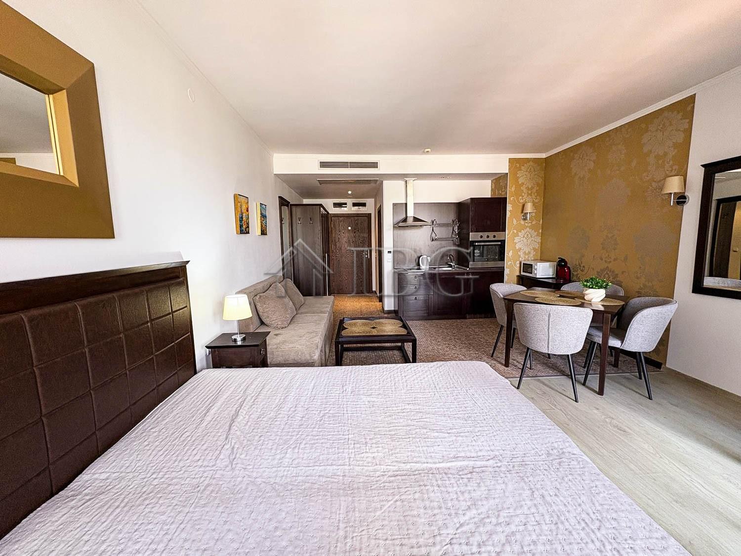 Renovated Studio with Panoramic Views in Barcelo Royal Beach, Sunny Beach — photo 22 of 25