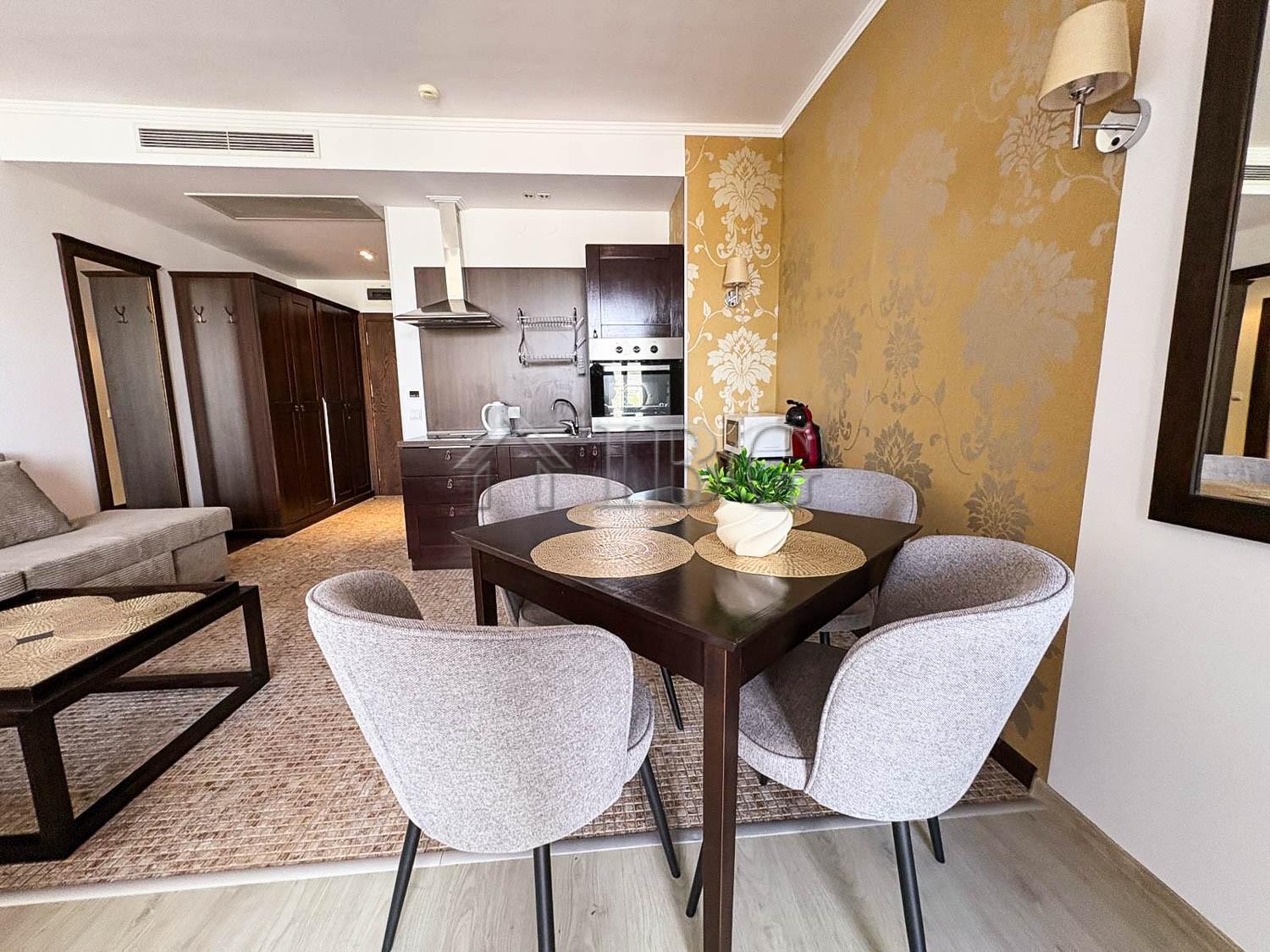 Renovated Studio with Panoramic Views in Barcelo Royal Beach, Sunny Beach — photo 4 of 25