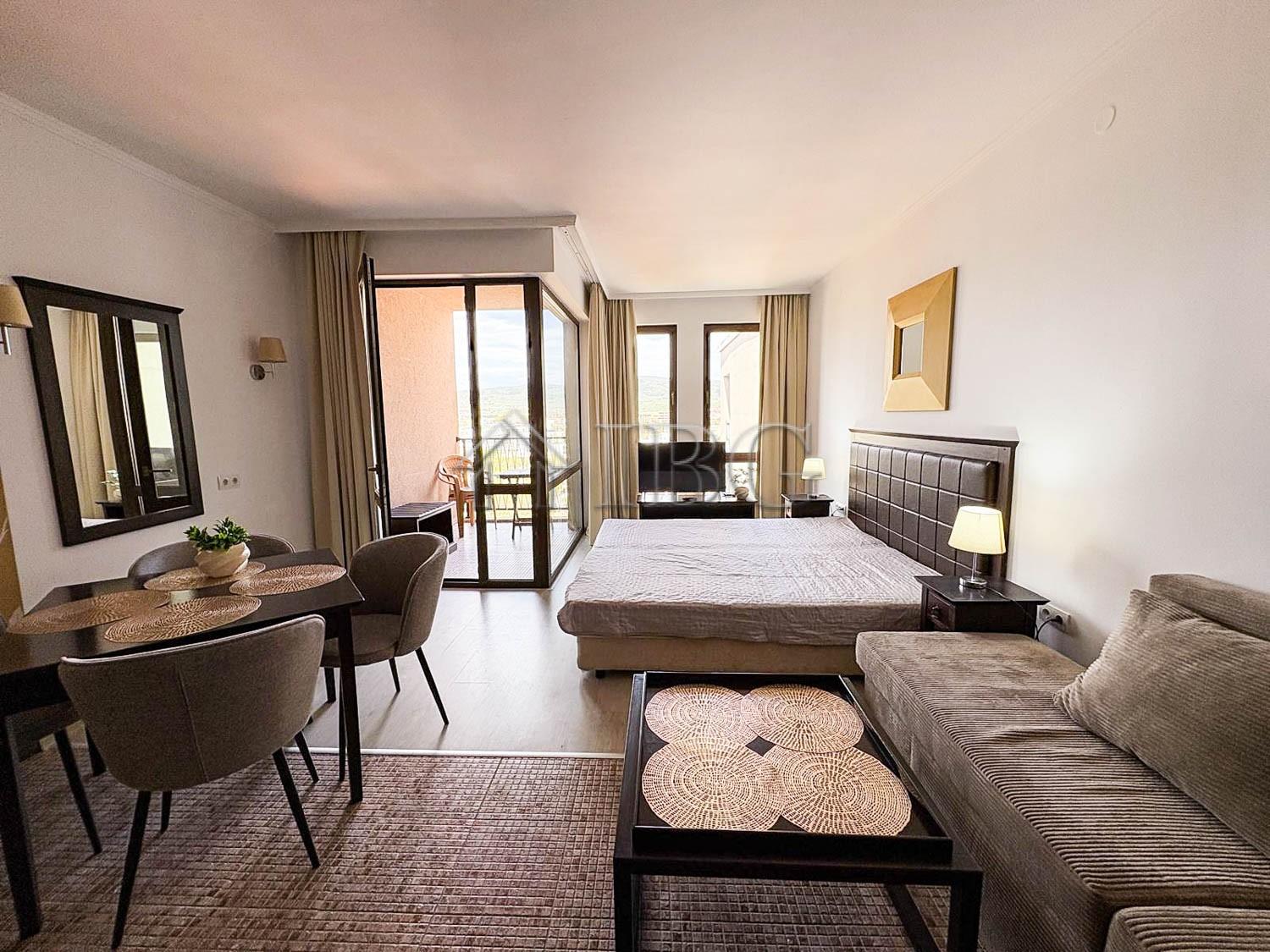 Renovated Studio with Panoramic Views in Barcelo Royal Beach, Sunny Beach — photo 15 of 25