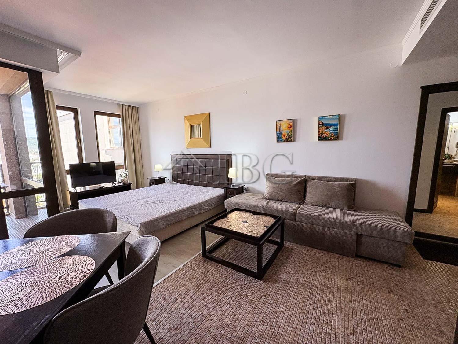 Renovated Studio with Panoramic Views in Barcelo Royal Beach, Sunny Beach — photo 17 of 25