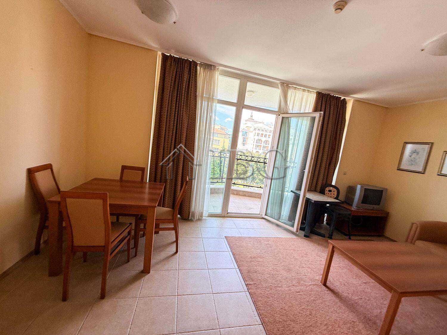 Apartment with 1 bedroom and Partial Sea View in Sunset Resort, Pomorie — photo 19 of 25