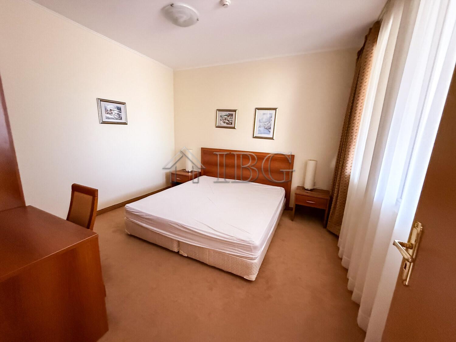 Apartment with 1 Bedroom and Side Sea View in Sunset Resort, Beta Building, Pomorie — photo 14 of 25