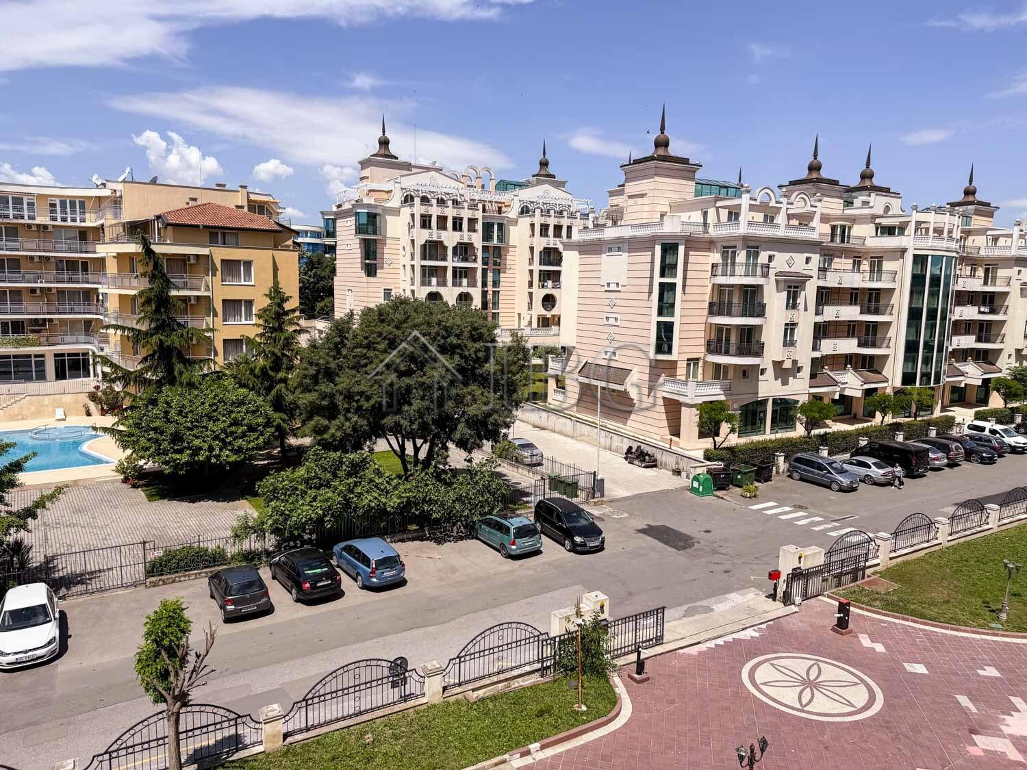 Apartment with 1 bedroom and Partial Sea View in Sunset Resort, Pomorie — photo 8 of 25