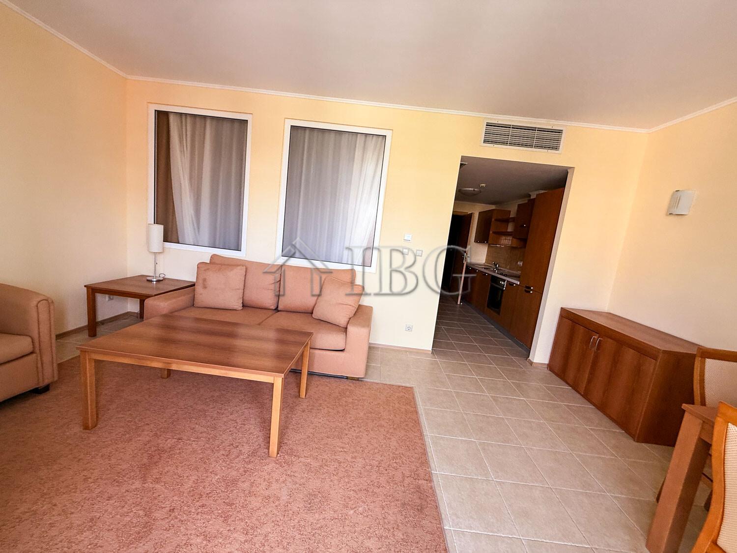 Apartment with 1 bedroom and Partial Sea View in Sunset Resort, Pomorie — photo 17 of 25