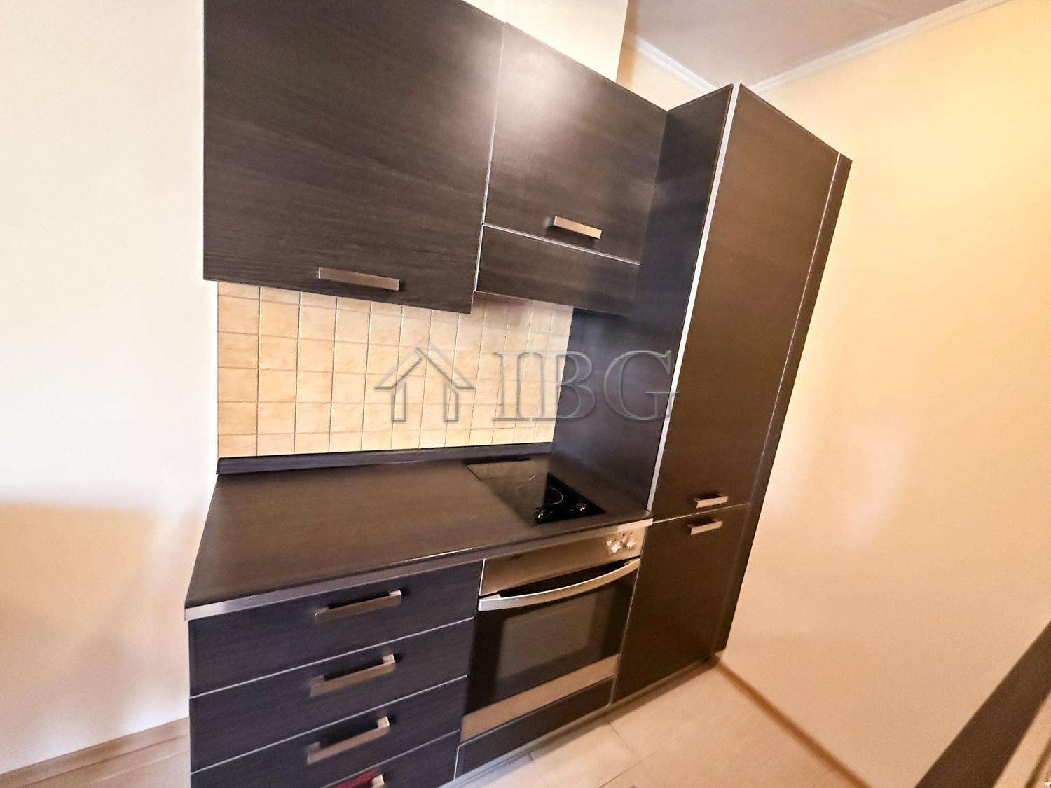 Spacious 2-Bedroom Apartment with Side Sea View in Sunset Resort, Pomorie — photo 15 of 25