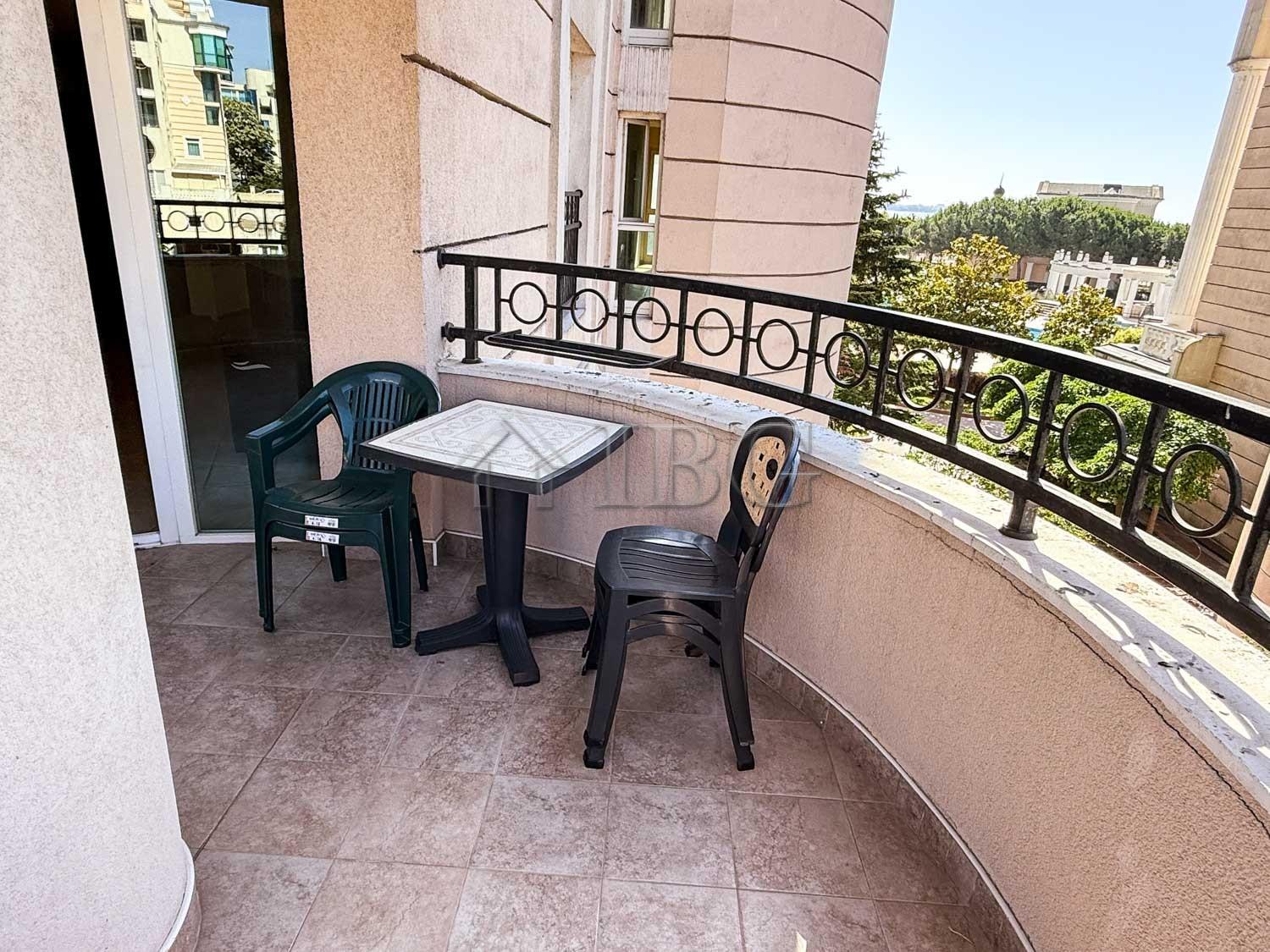 Spacious 2-Bedroom Apartment with Side Sea View in Sunset Resort, Pomorie — photo 7 of 25