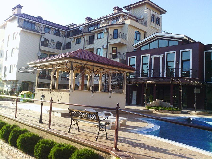 Furnished Studio in Saint Nikola Complex, Kosharitsa — Burgas