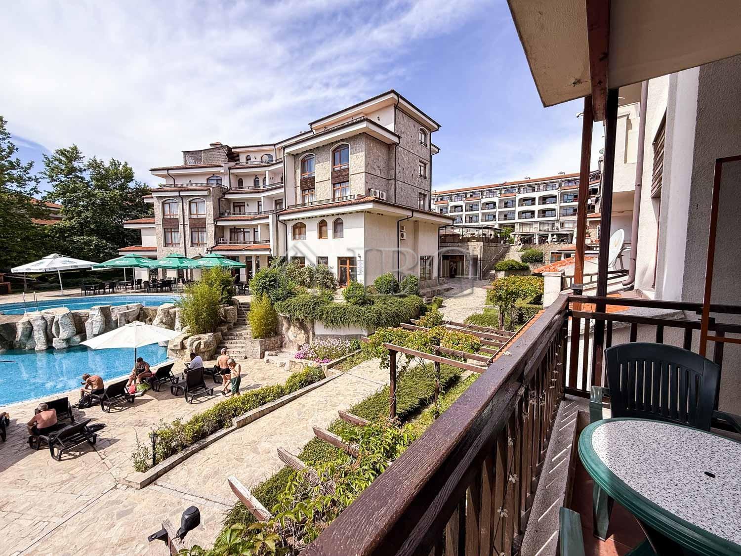 Furnished 1-Bedroom Apartment with Pool View in The Vineyards Resort & SPA, Aheloy — photo 19 of 25