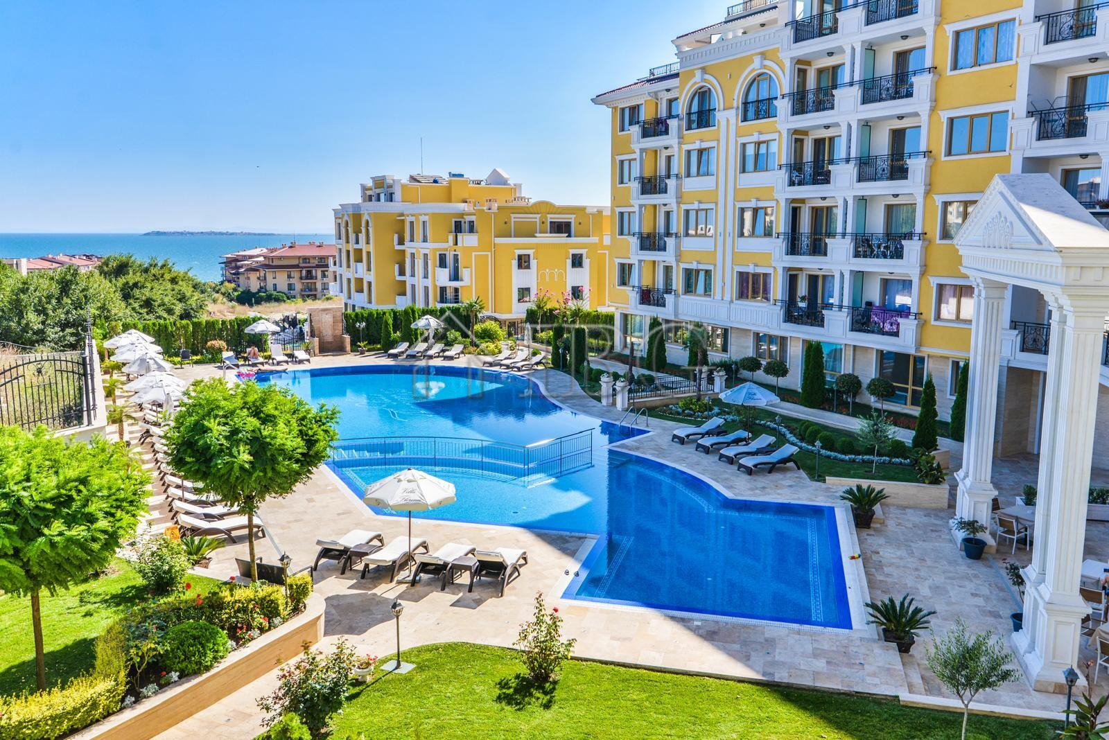 Luxury Apartment with 3 rooms View to pool and sea Villa Florence, Sveti Vlas — main photo
