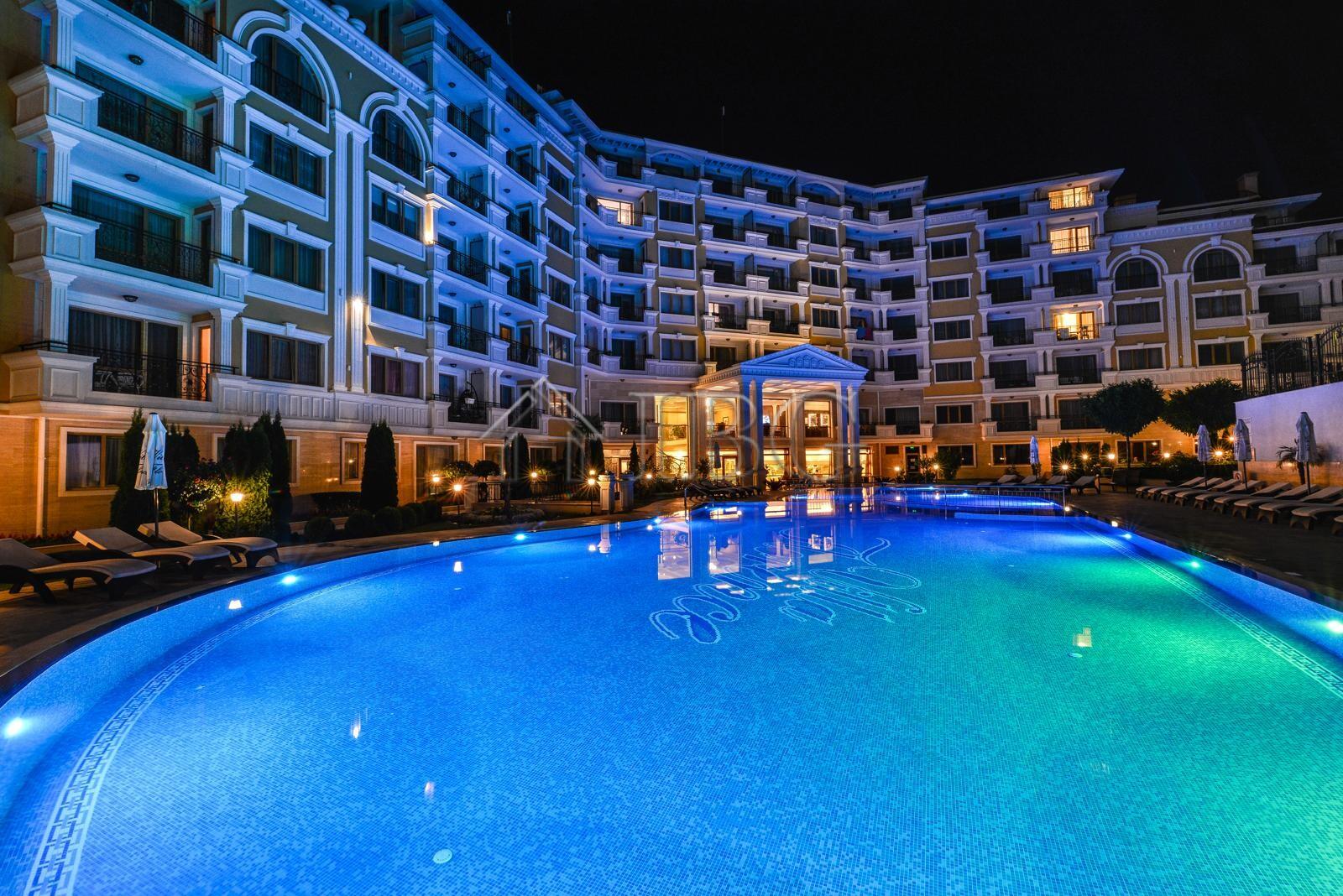 Luxury Apartment with 3 rooms View to pool and sea Villa Florence, Sveti Vlas — photo 2