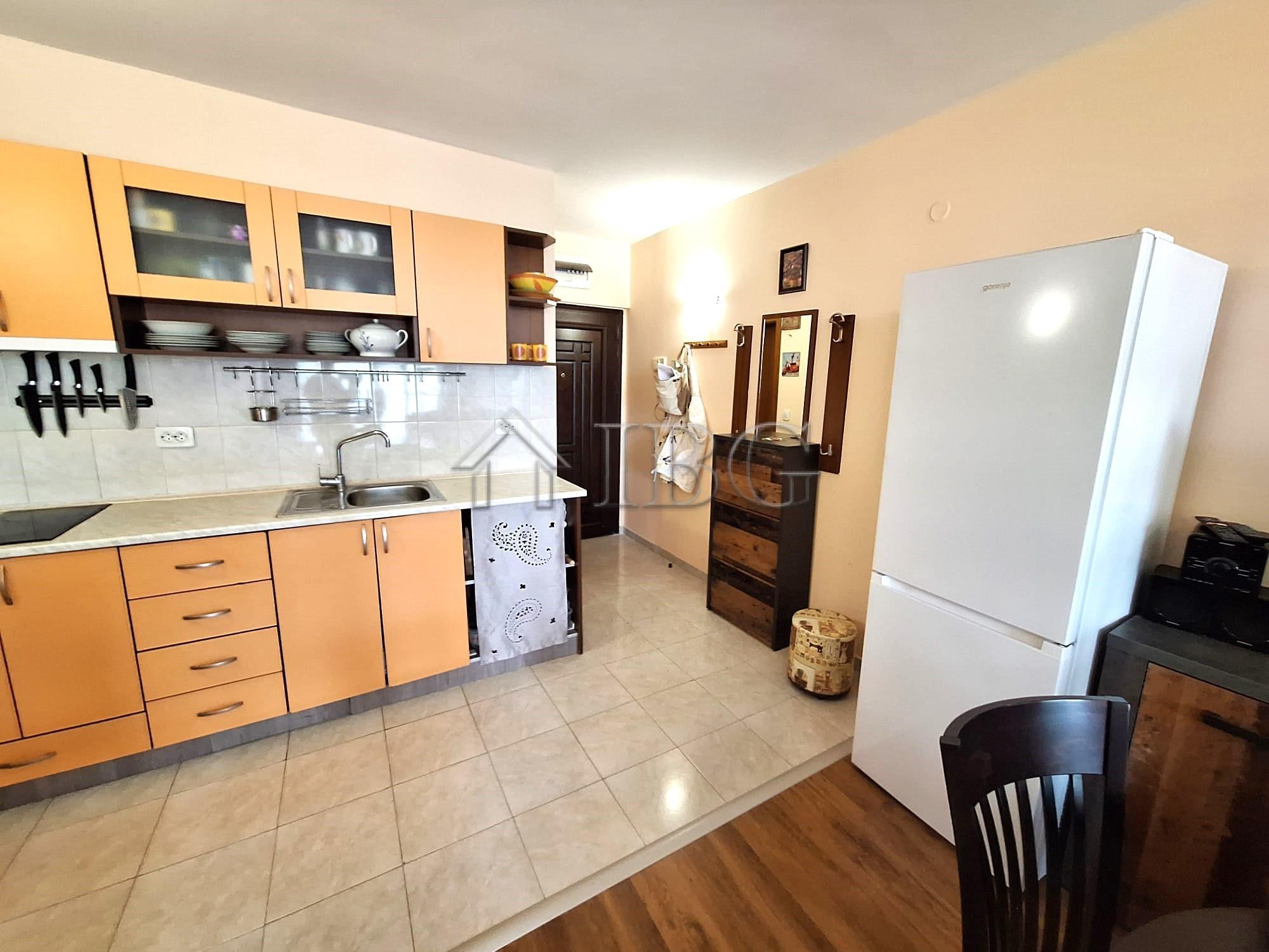 Big 97 sq.m. 1-bedroom apartment in Semiramida Gardens, Sunny Beach — photo 3