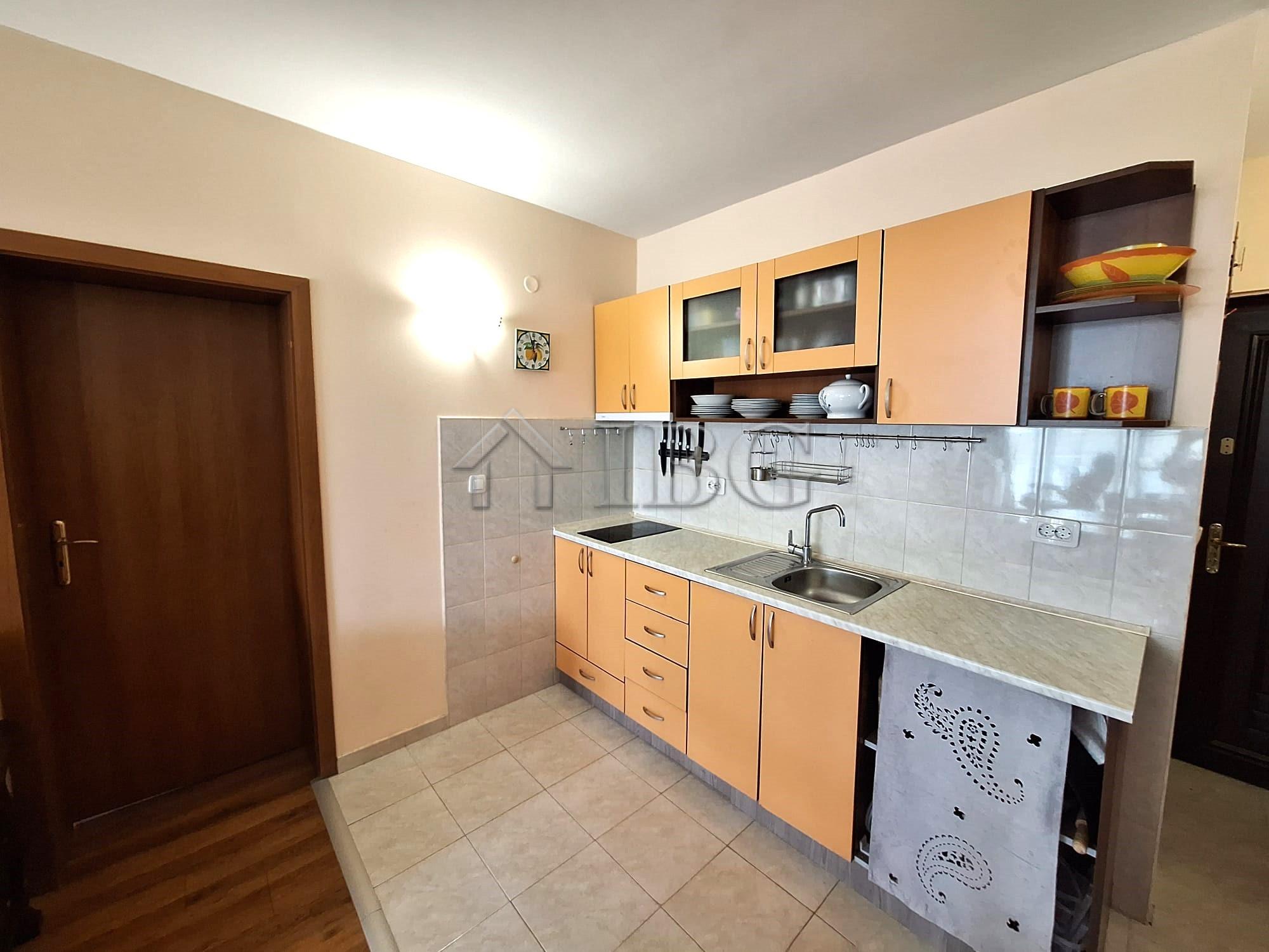 Big 97 sq.m. 1-bedroom apartment in Semiramida Gardens, Sunny Beach — photo 8 of 18