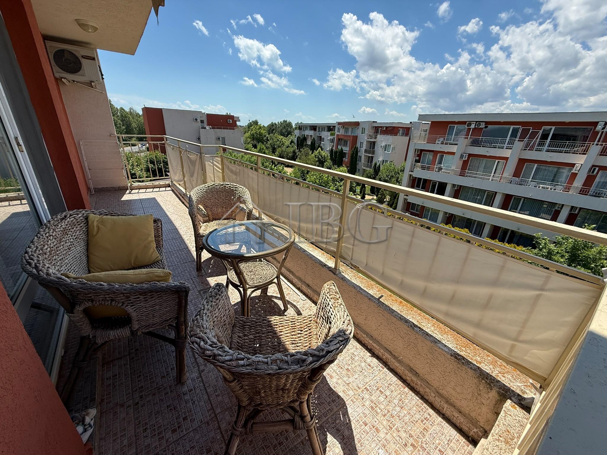 Furnished 2-room Apartment Pool View Nessebar Fort Club, Sunny Beach — photo 5 of 19