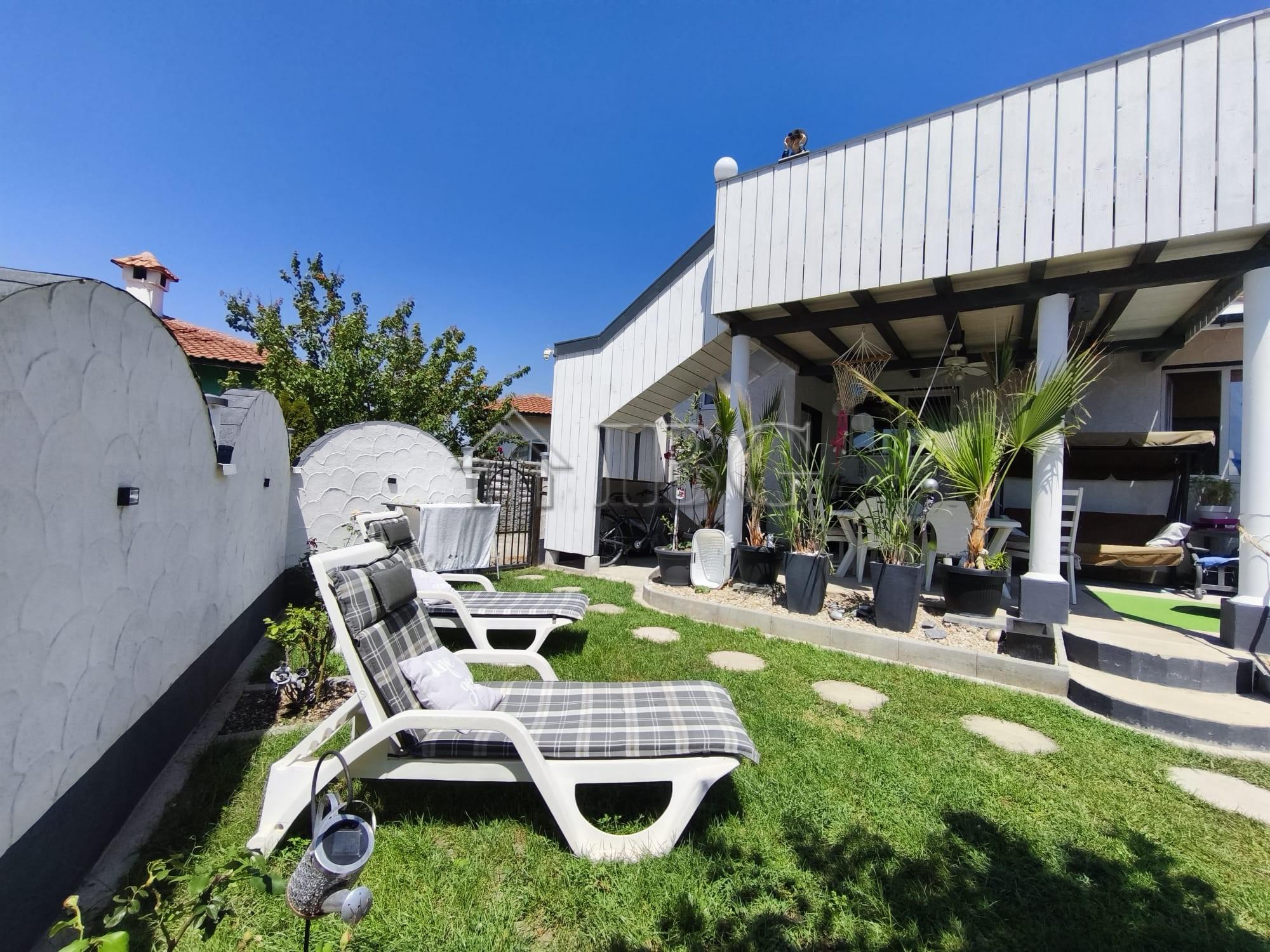 Single-Storey House with Private Pool in Rudnik, Burgas - No Maintenance Fee — photo 4