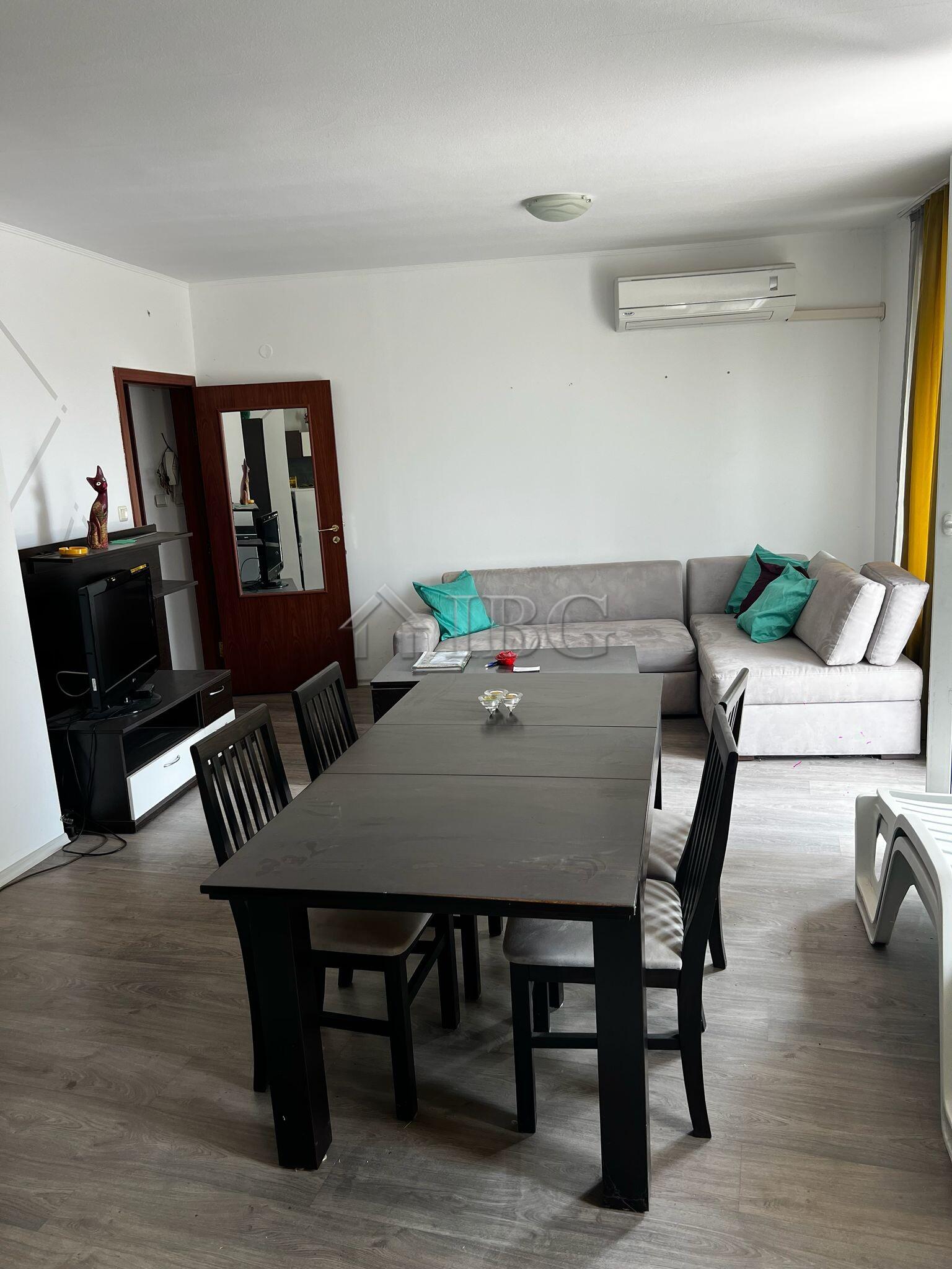 Spacious 1-Bedroom Apartment Yassen Complex, Sunny Beach — photo 5 of 20