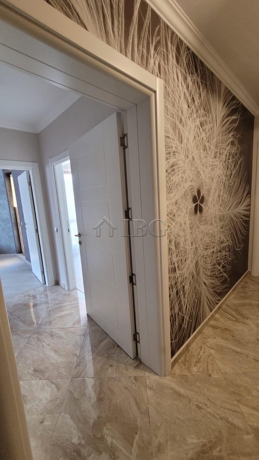Luxury Apartment with 3 rooms View to pool and sea Villa Florence, Sveti Vlas — photo 24 of 25