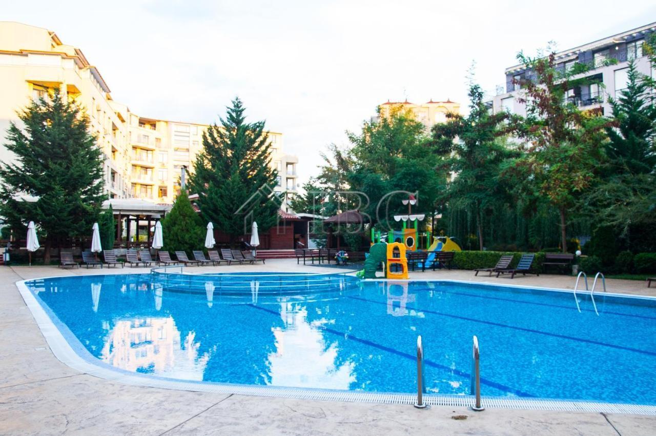 Spacious studio with balcony in Rainbow 2, Sunny Beach — photo 13 of 13