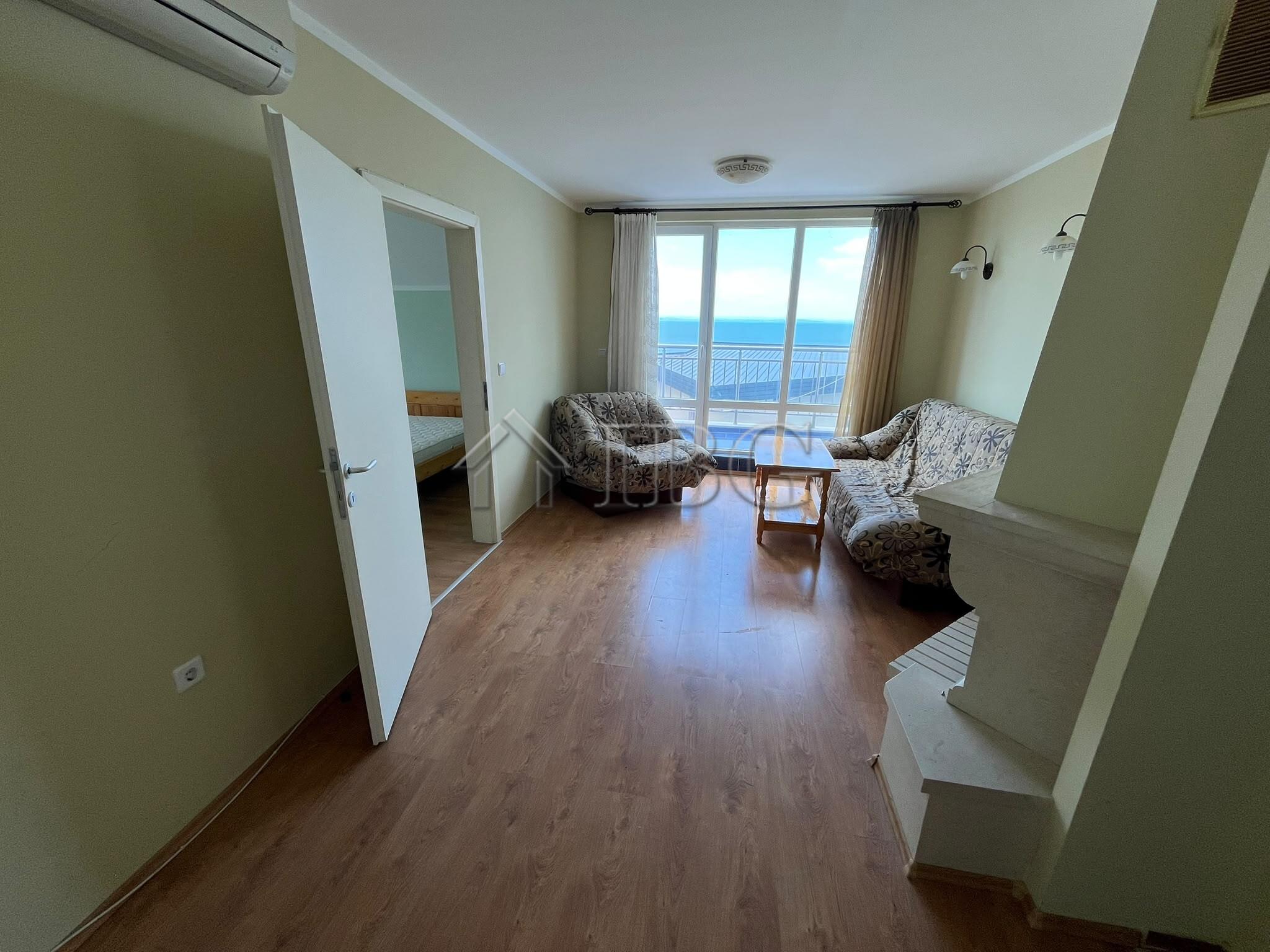 Spacious 4-Room Apartment with Front Sea and Pool Views in Blue Bay Palace, Pomorie — photo 20 of 24