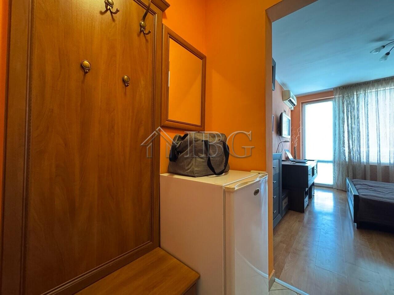 Furnished Studio in Sarafovo Residence, Sarafovo, Burgas - Reduced Price — photo 11 of 15