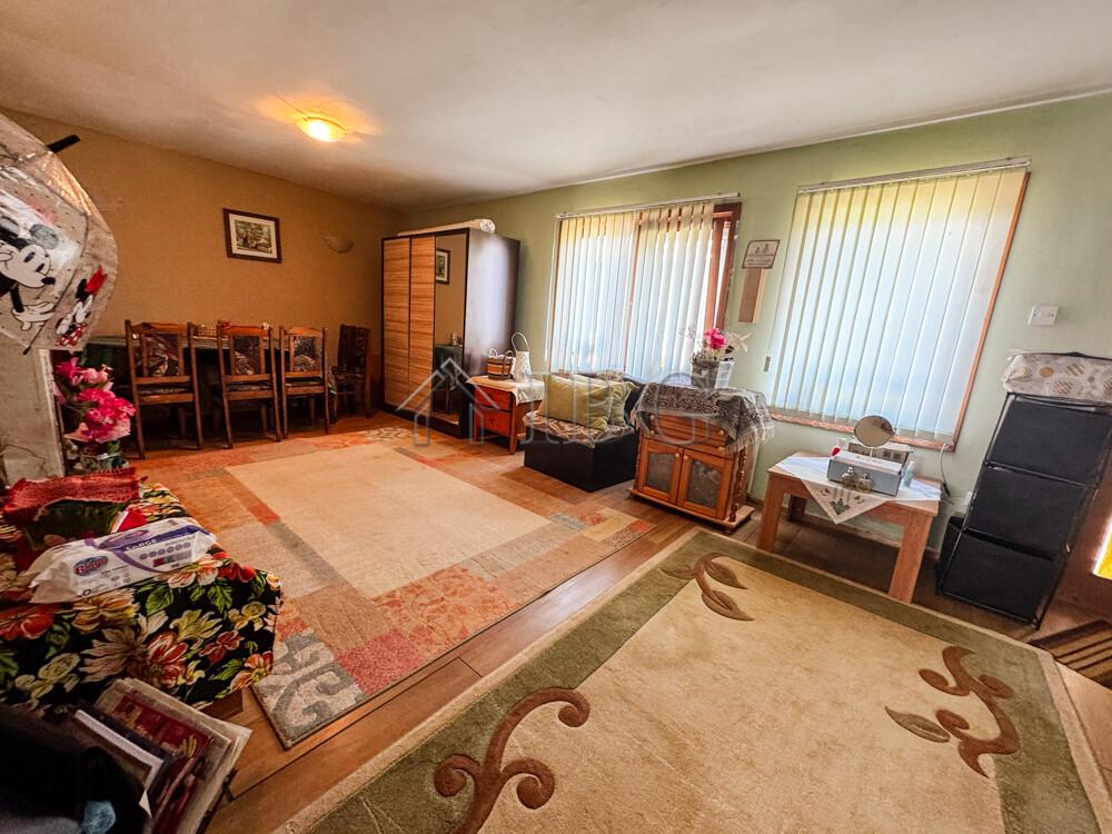 Renovated House with Guest House, Garage & Landscaped Garden Near General Toshevo — photo 6 of 25