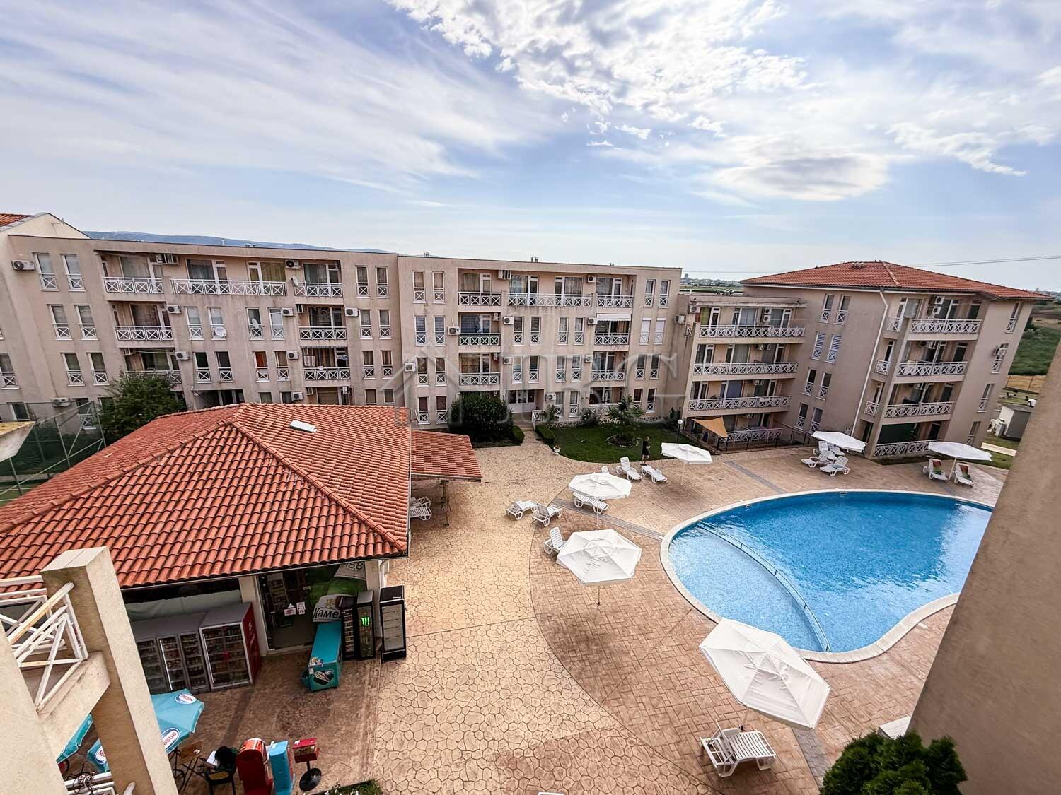 2-Bedroom Apartment with Pool View Sunny Day 6, Sunny Beach — photo 6 of 25