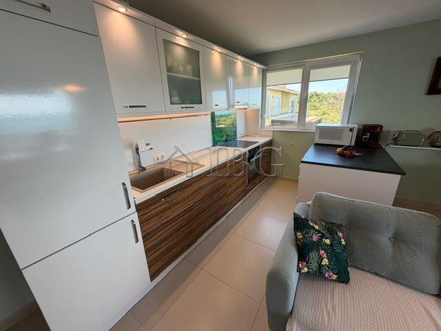 Front-Line 2-Bedroom Apartment with Panoramic Sea View Swan Bay, Chernomorets — photo 7 of 25