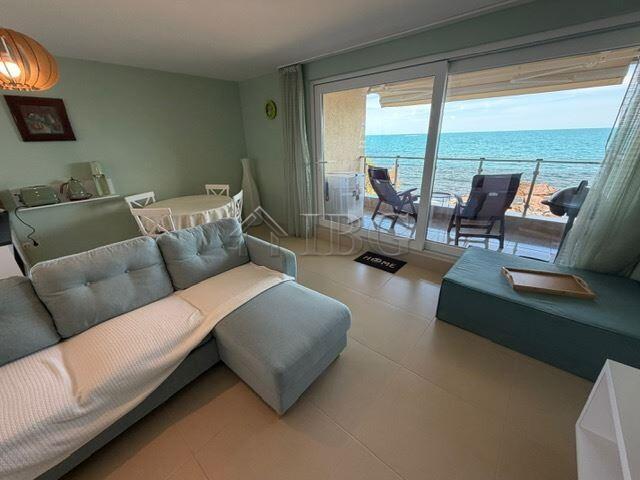 Front-Line 2-Bedroom Apartment with Panoramic Sea View Swan Bay, Chernomorets — photo 20 of 25