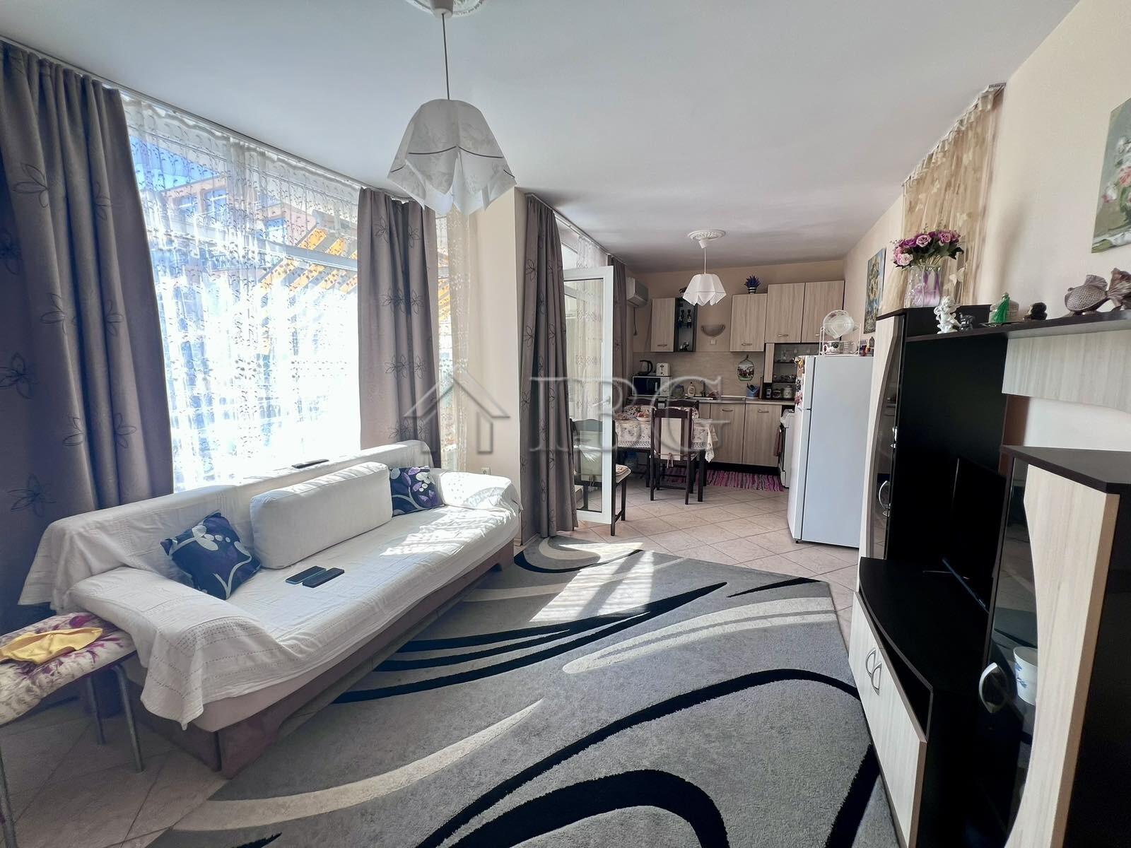 Reduced Price - 2-Bedroom Apartment with Pool View Kamelia Garden, Sunny Beach — photo 5 of 23