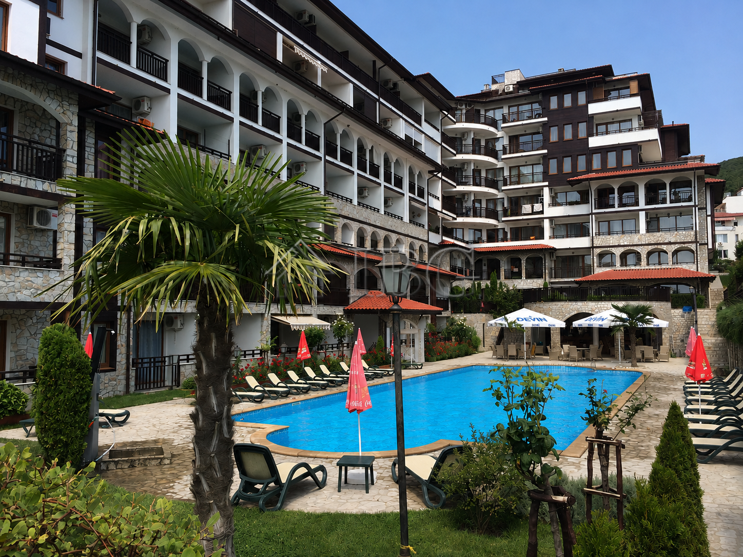Spacious 2-Bedroom Apartment near the Beach Amphora, Sveti Vlas — photo 2