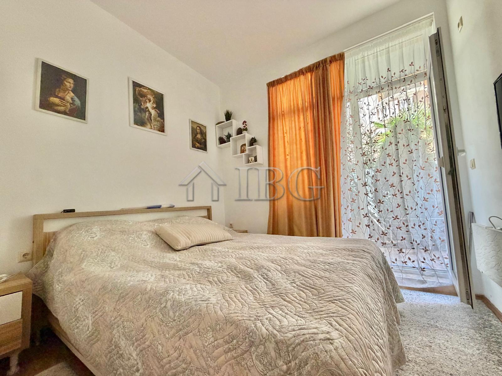 1-Bedroom Apartment with big balcony in Melia 10, Ravda — photo 9 of 14