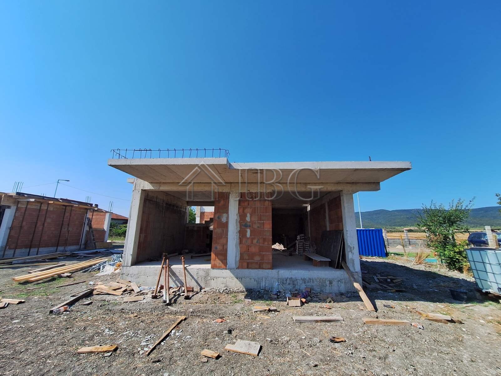 Modern 3-Bedroom House with Private Garden in Orizare, Only 10 km from Sunny Beach — photo 2