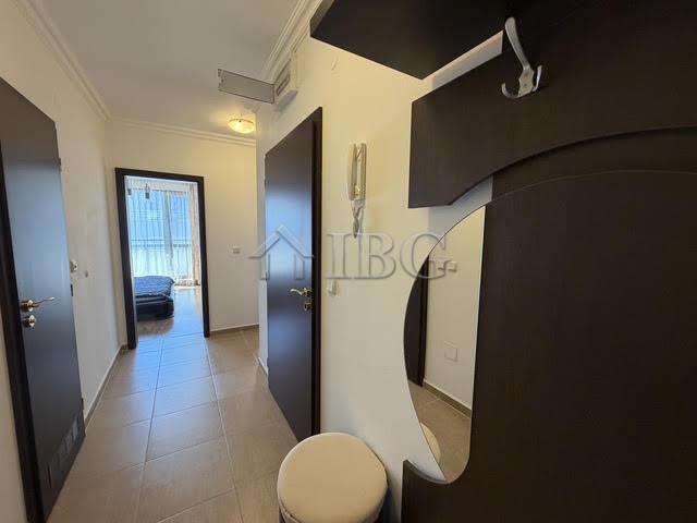 Spacious 2-Bedroom Apartment near the Beach Amphora, Sveti Vlas — photo 14 of 19