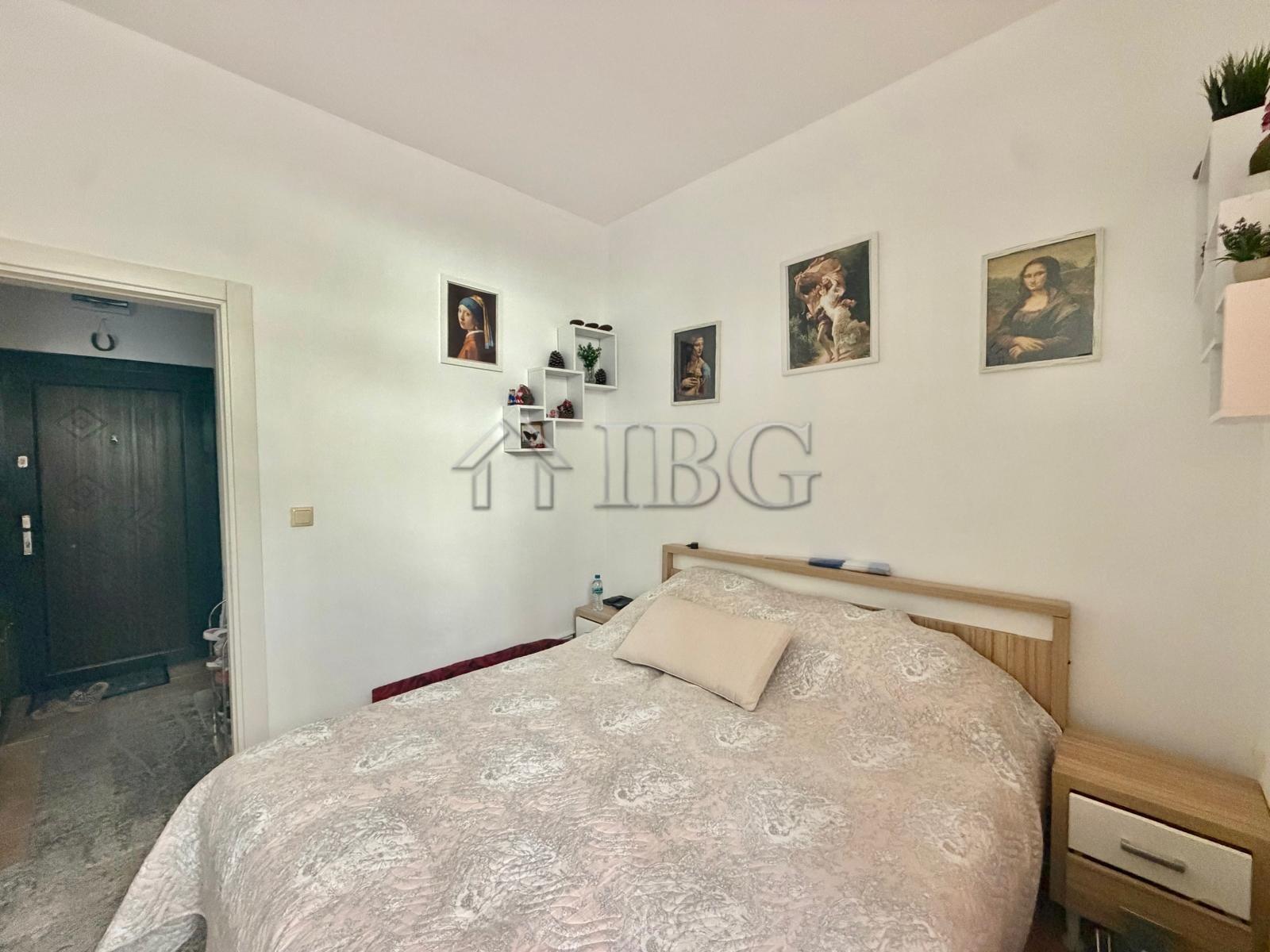 1-Bedroom Apartment with big balcony in Melia 10, Ravda — photo 10 of 14