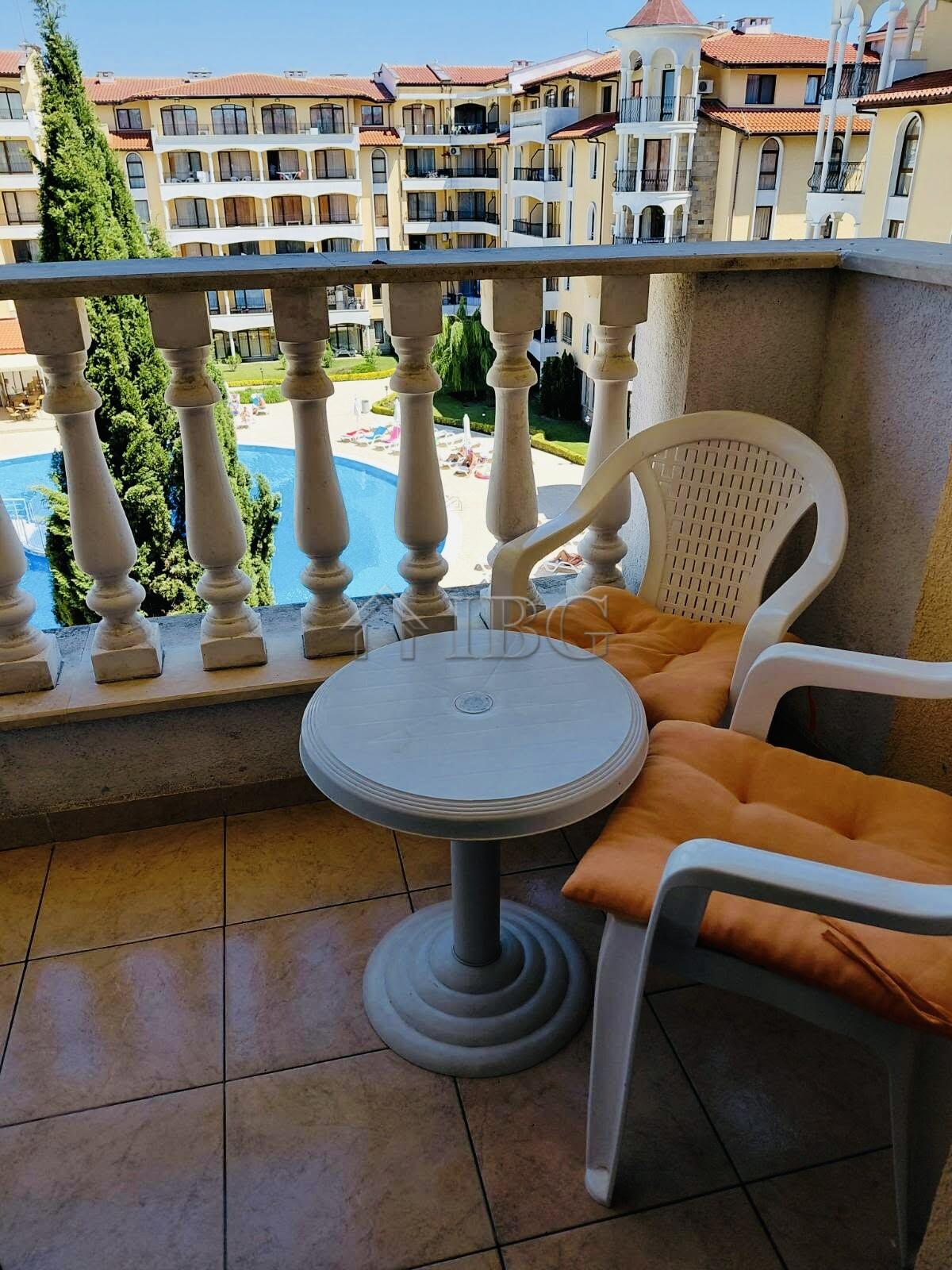 1-Bedroom Apartment with Pool View Royal Sun, Sunny Beach — photo 4 of 13
