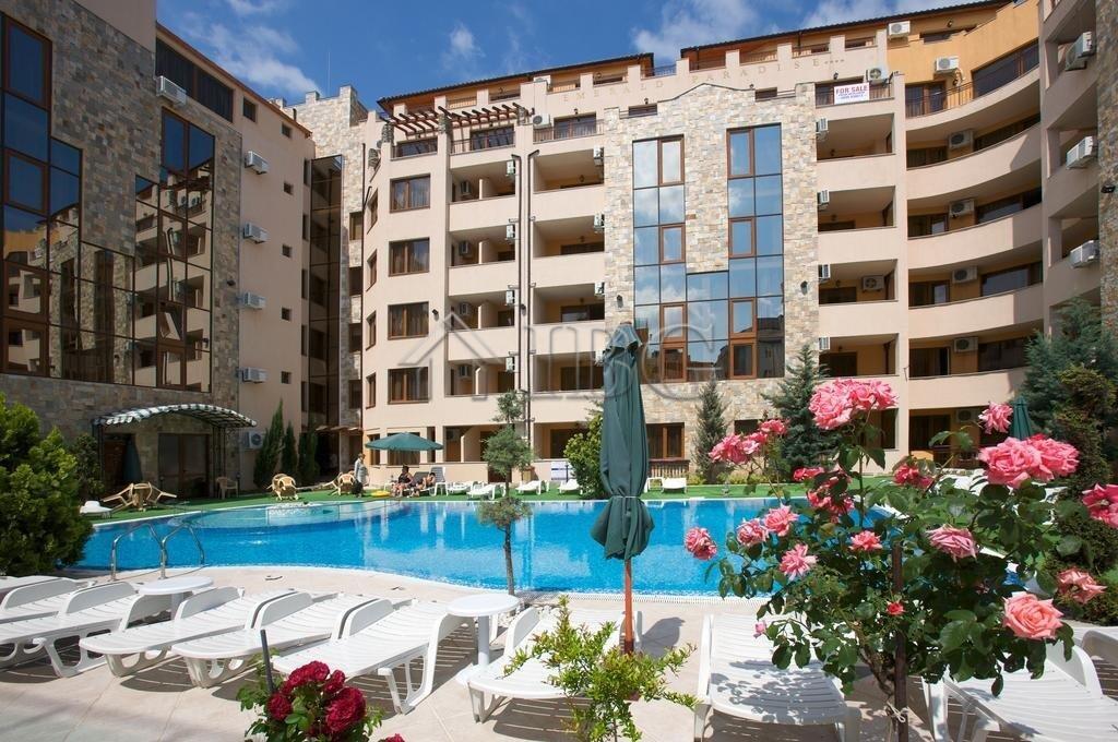 Luxury 2-Bedroom Apartment with Pool View Emerald Paradise, Sunny Beach — photo 14 of 14