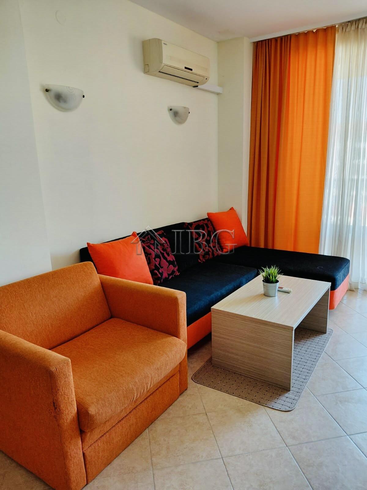 1-Bedroom Apartment with Pool View Royal Sun, Sunny Beach — photo 7 of 13